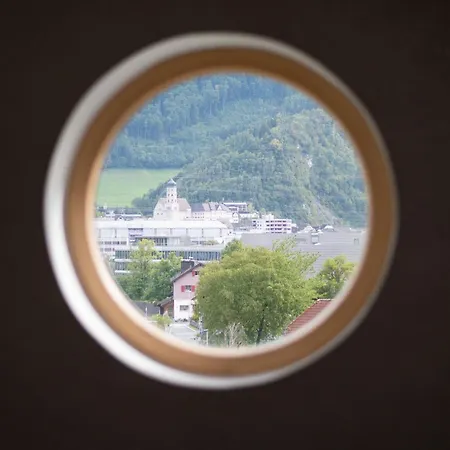 Turmhus アパート Bürs